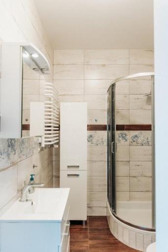 Lodz Fabryczna Apartament Ngoại thất bức ảnh